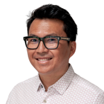 Leon Au (Consultant Ophthalmic Surgeon at Manchester Royal Eye Hospital)