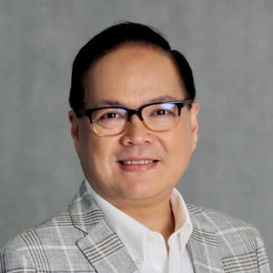 Norman M. Aquino (A/Prof and Chief of Glaucoma Division at University of the Philippines-Philippine General Hospital)