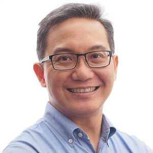 Joseph Anthony Tumbocon (Glaucoma Consultant, St. Luke’s Medical Center,  Philippines at APGS)